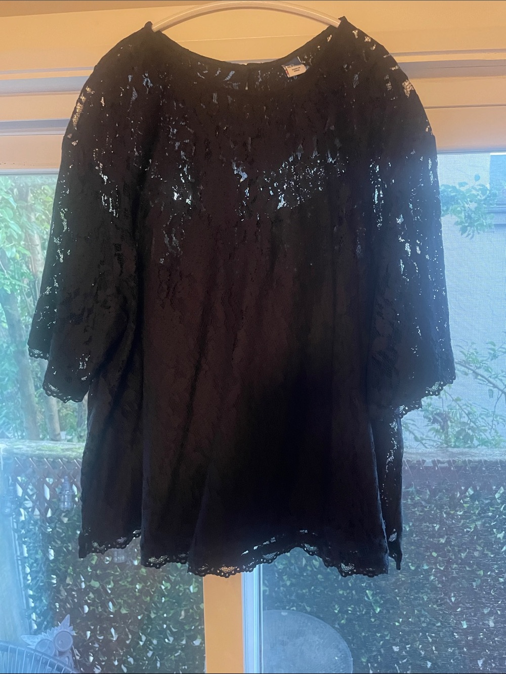 Old Navy Black Lace Short Sleeve Blouse